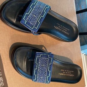 Donald J Pliner sandals-size 6 1/2 M